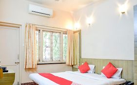 Hotel Chetak Pune